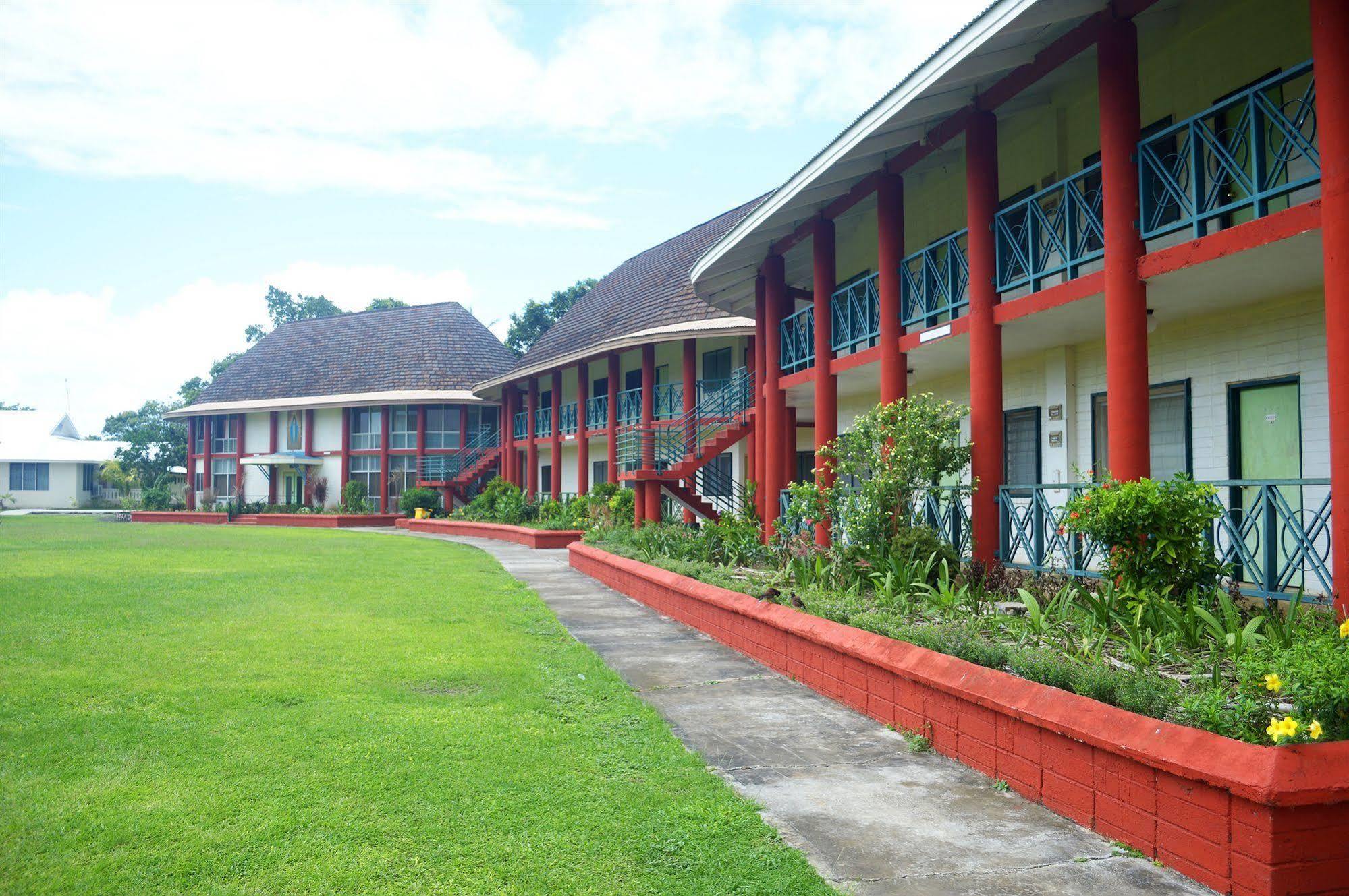 Tuana'i The St Therese Samoa Retreat And Accommodation المظهر الخارجي الصورة